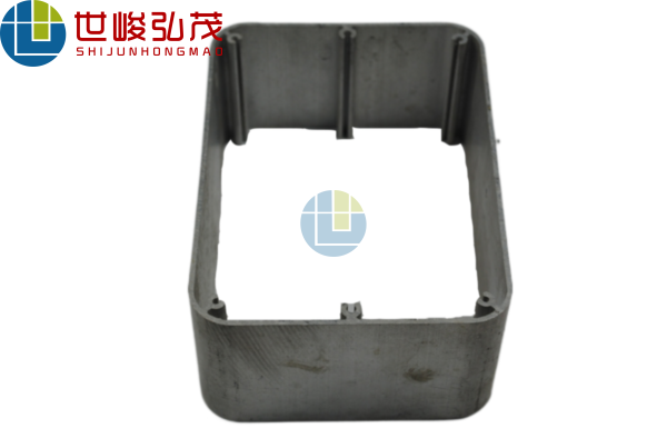 3000T機大方管工業(yè)鋁合金型材-1 3000T機大方管工業(yè)鋁合金型材-1