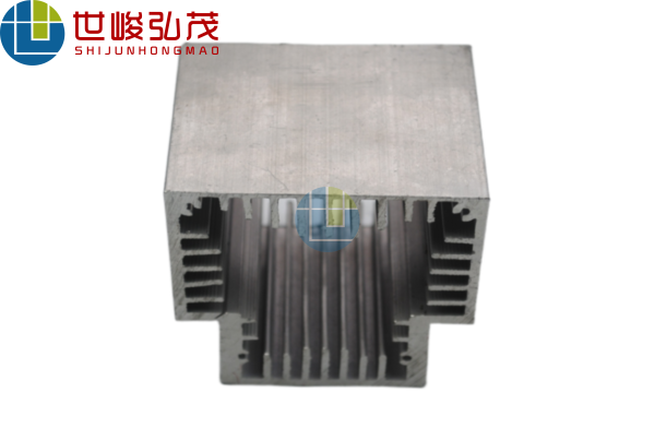 電子散熱器鋁型材-3 電子散熱器鋁型材-3