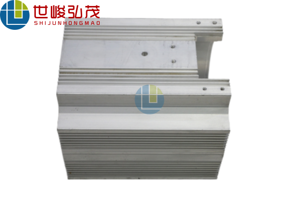 新能源汽車(chē)水冷電機(jī)外殼鋁型材3 新能源汽車(chē)水冷電機(jī)外殼鋁型材3